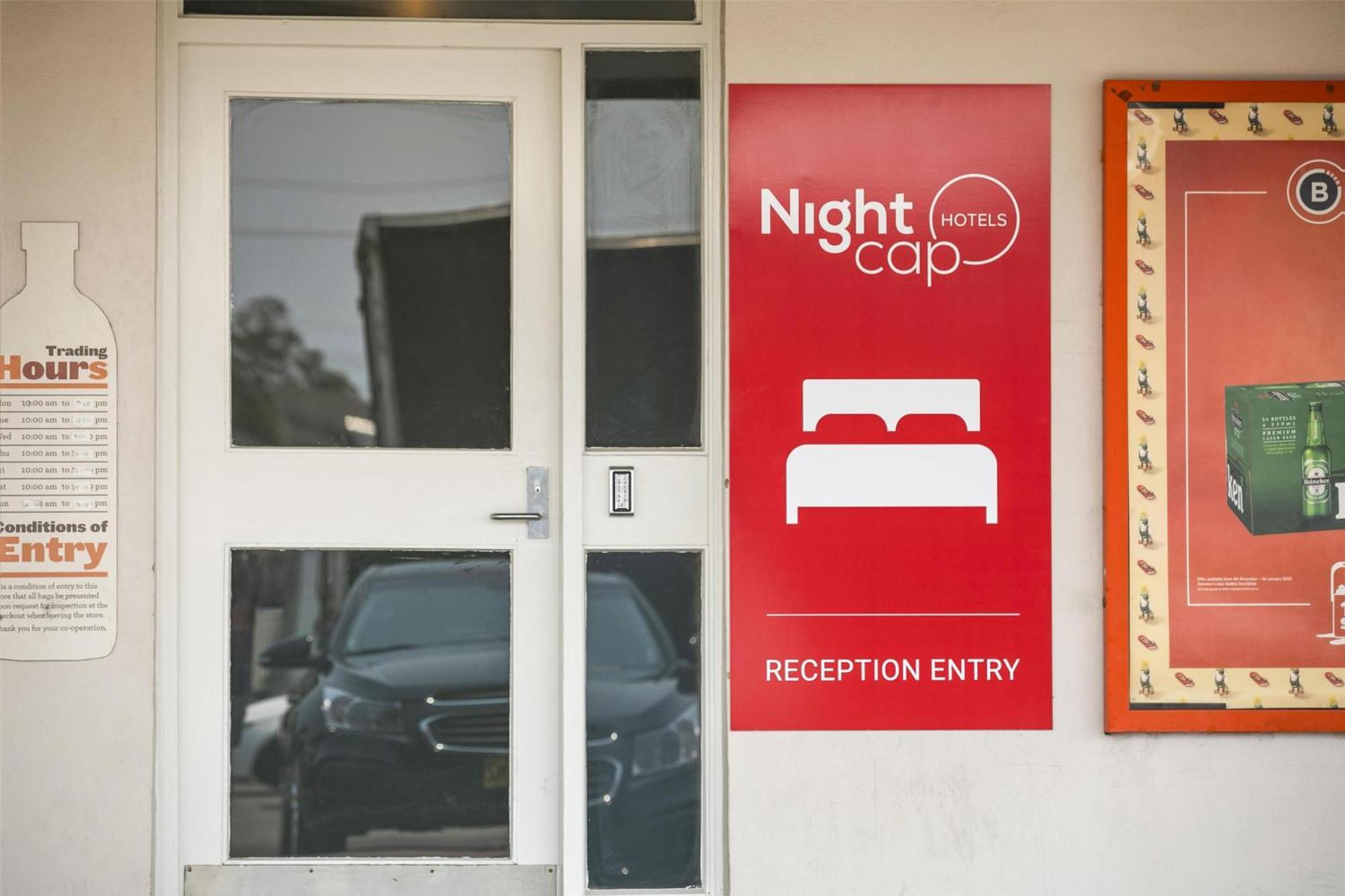 Nightcap At Fairfield Hotel Exterior foto